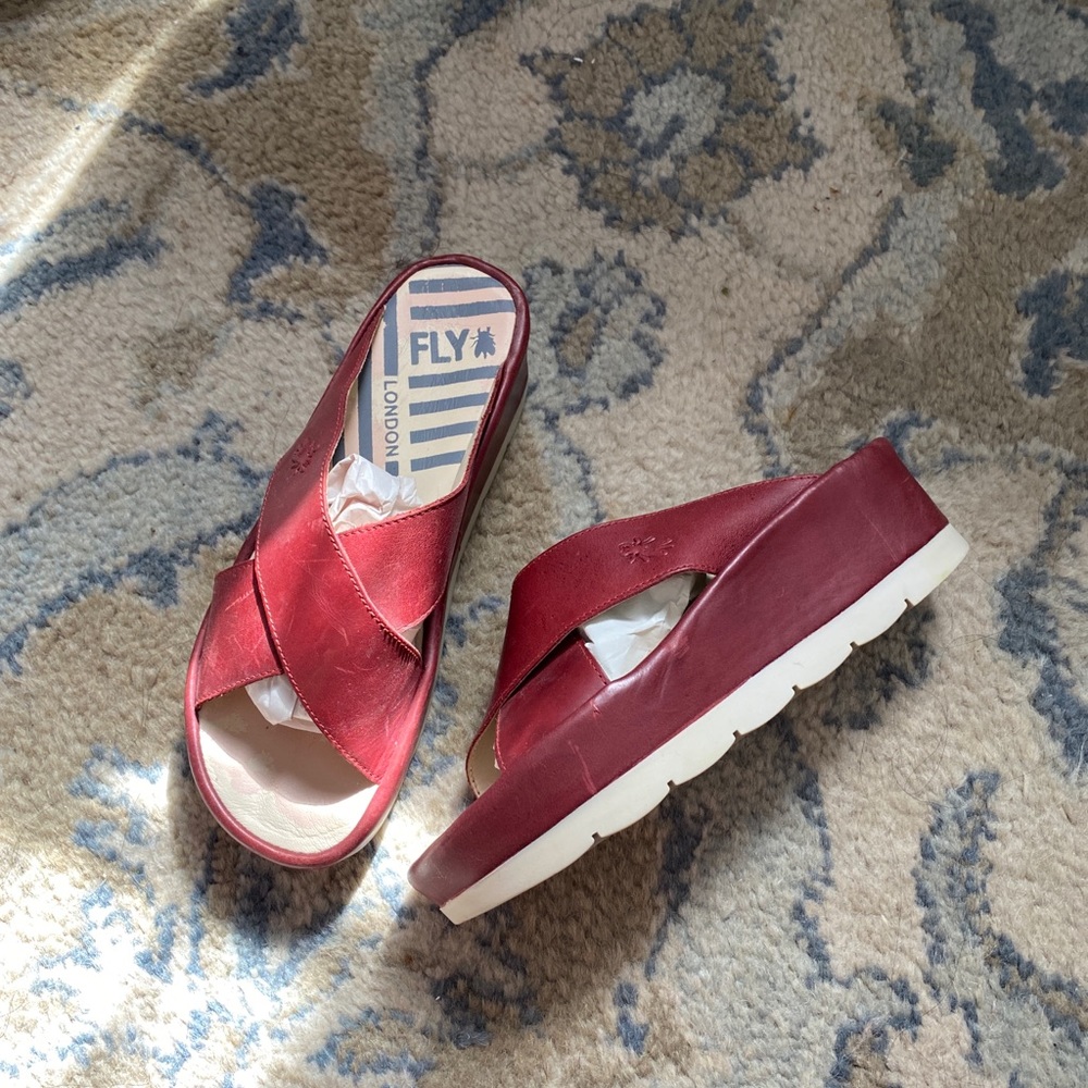 FLY London slip on platform 2” sandal